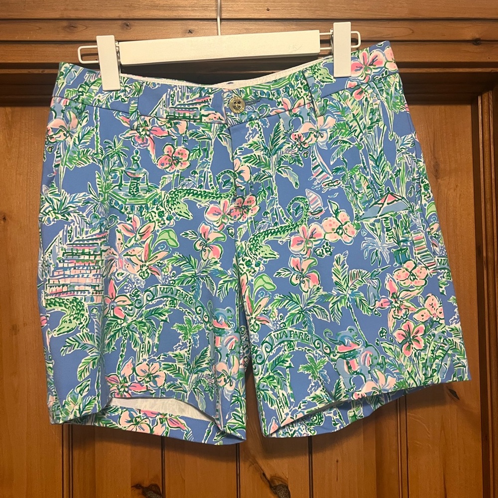 Lilly Pulitzer Tropical Print Blue Shorts size 8